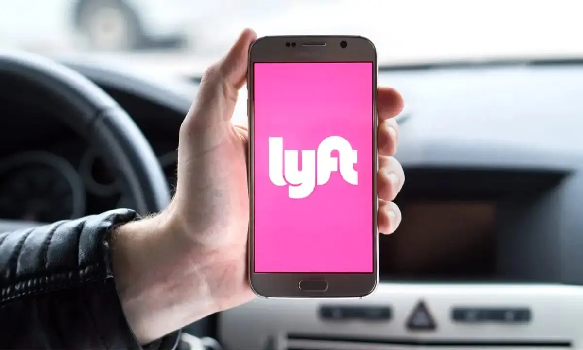 Who Is Liable in a Lyft Accident Claim? : Key FAQ